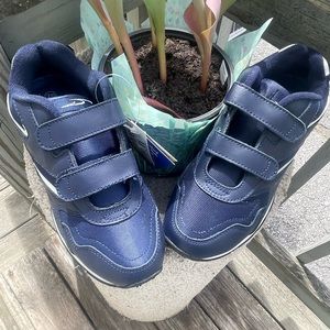 Dr Scholl’s  sneakers